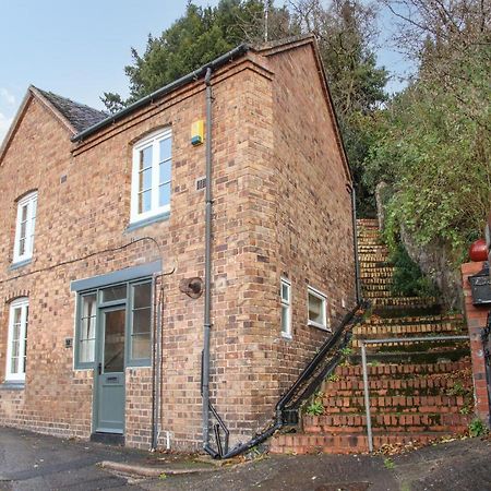 32 Church Hill Telford Eksteriør billede